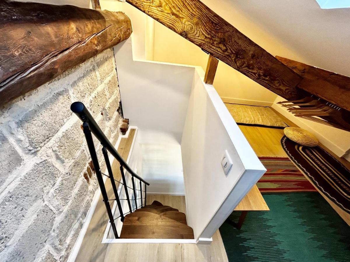 Appartement Nice Chateau Duplex Menica Vue Sur Le Vieux Nice *